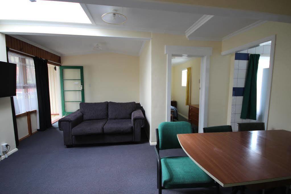Bayfield Motel And Apartment Dunedin Extérieur photo